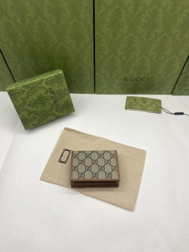 ★超人気 グッチ 偽物通販 短財布