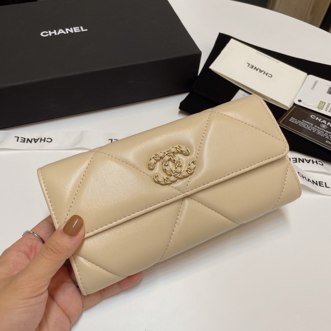 超奇跡の入荷☆ シャネル スーパーコピー 長財布