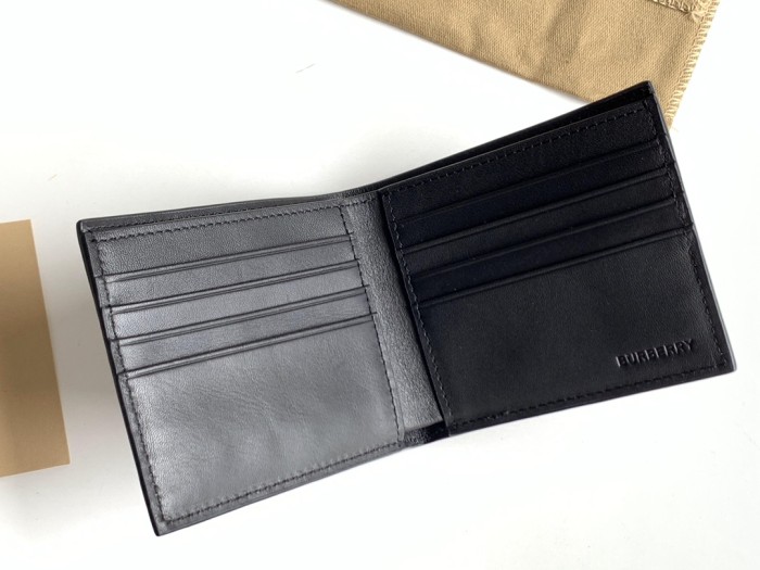 日本未入荷 バーバリー n級品 長財布