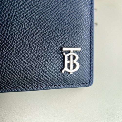 ★超人気 バーバリー 偽物通販 短財布
