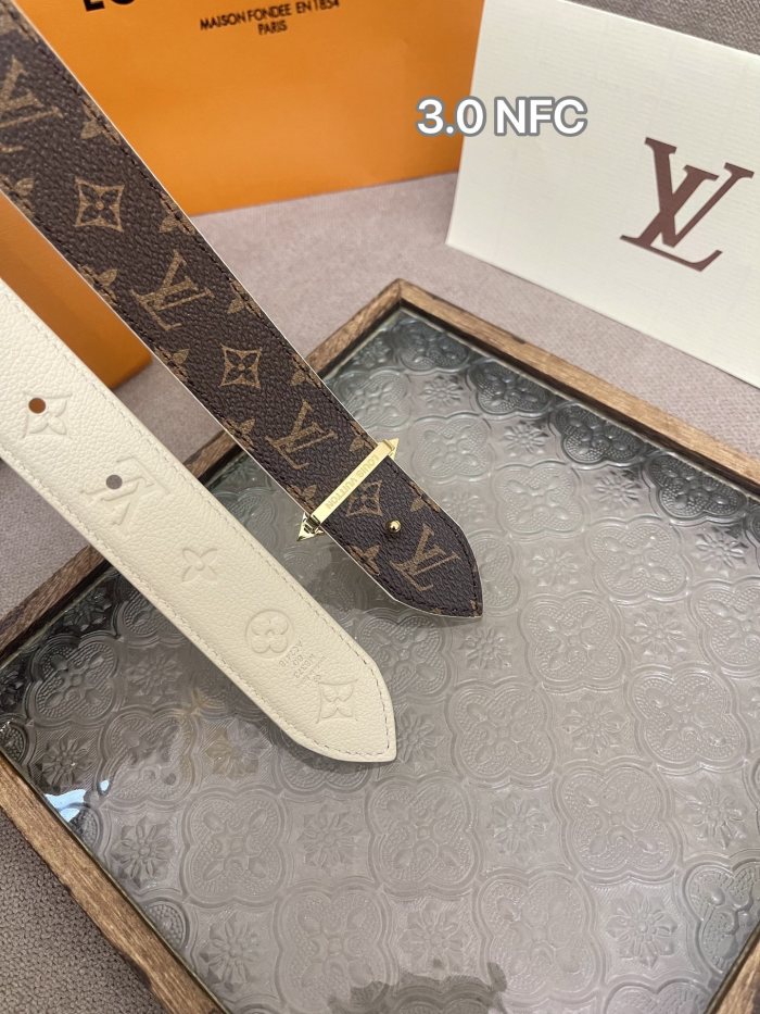 超奇跡の入荷☆ ルイヴィトン 激安偽物 ベルト
