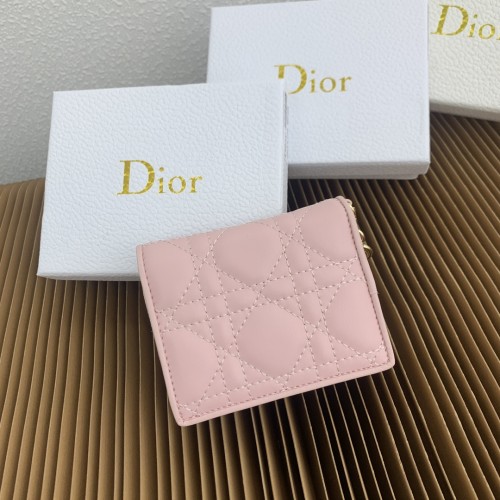 日本未入荷 ディオール 偽物通販 短財布