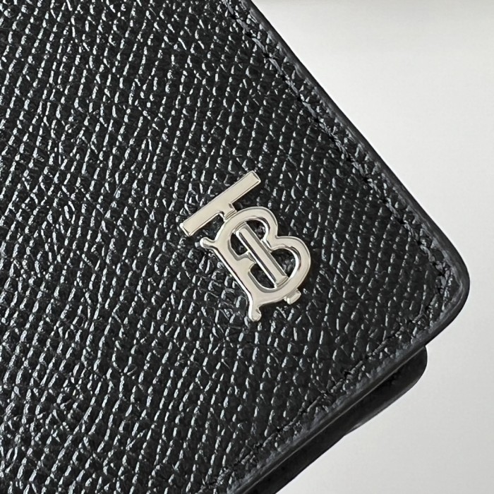 超奇跡の入荷☆ バーバリー 偽物通販 長財布