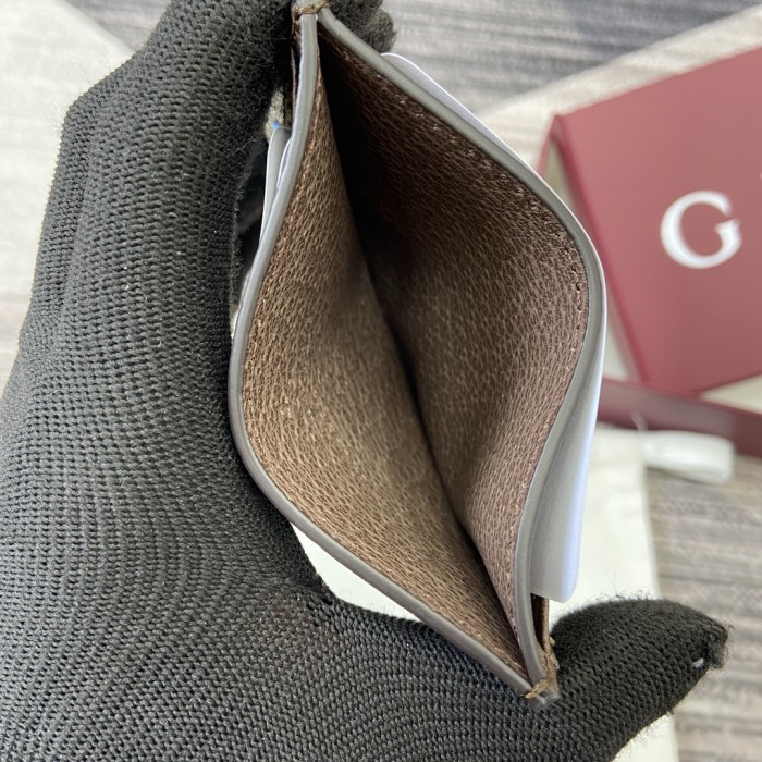 追跡付 グッチ n級品 短財布