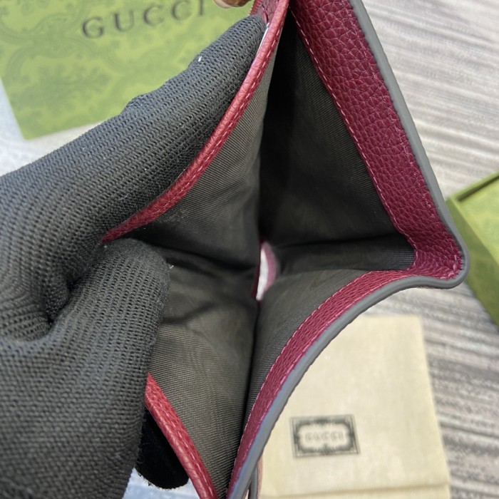 入手困難 グッチ スーパーコピー 短財布