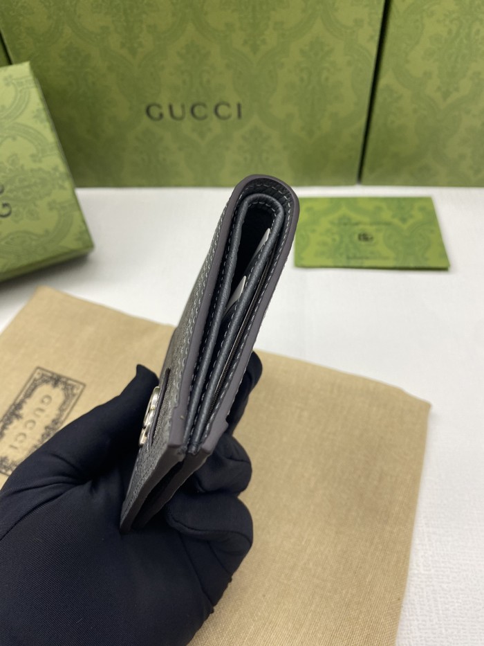 日本未入荷 グッチ n級品 短財布