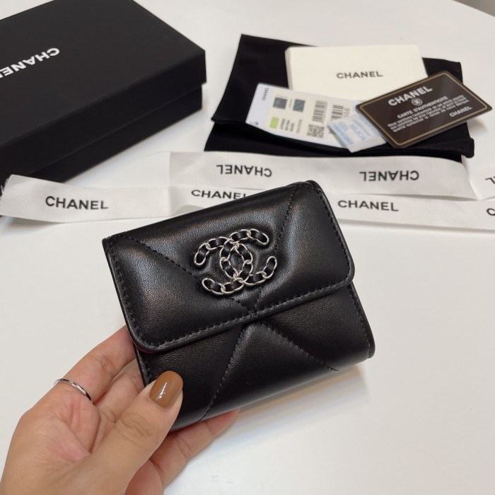 超奇跡の入荷☆ シャネル n級品 長財布