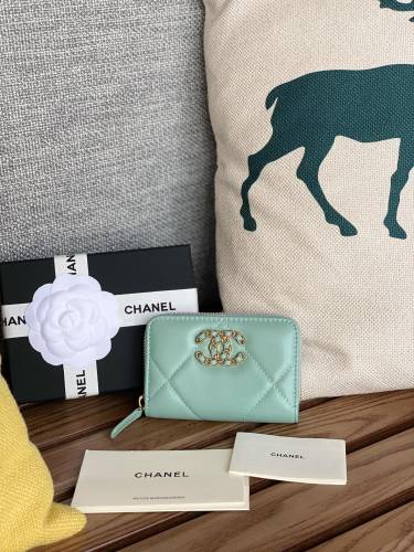 日本未入荷 シャネル 激安通販 短財布