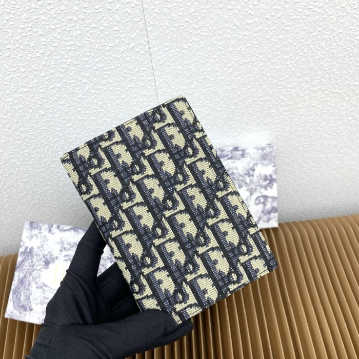 新作 ディオール スーパーコピー 短財布