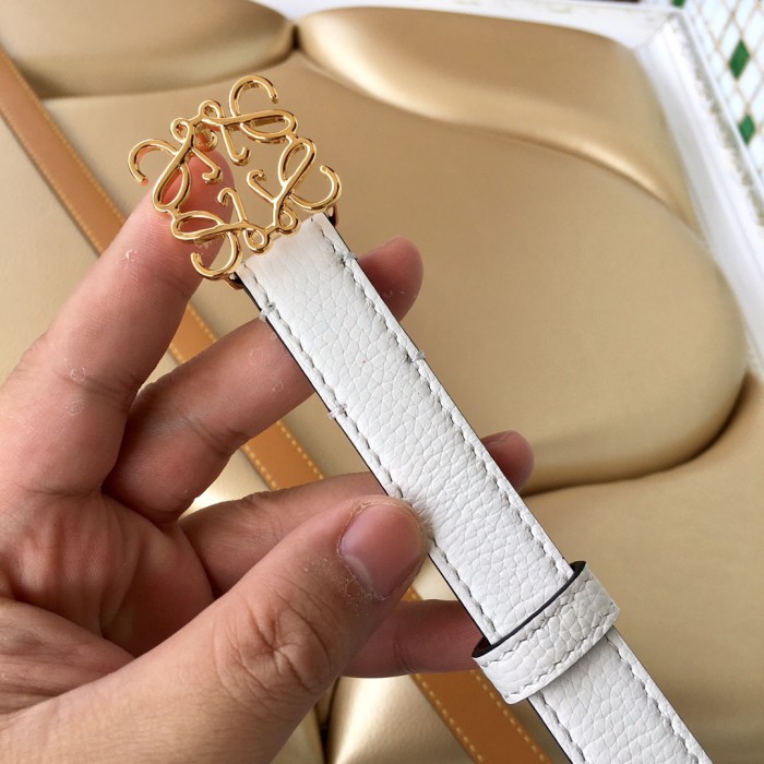 入手困難 ロエベ n級品 ベルト