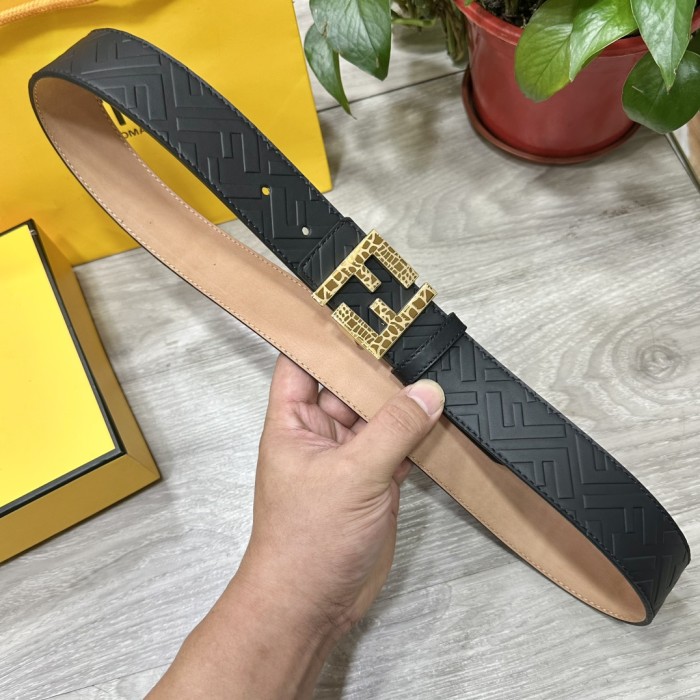 累積売上総額第１位！フェンディ スーパーコピー ベルト