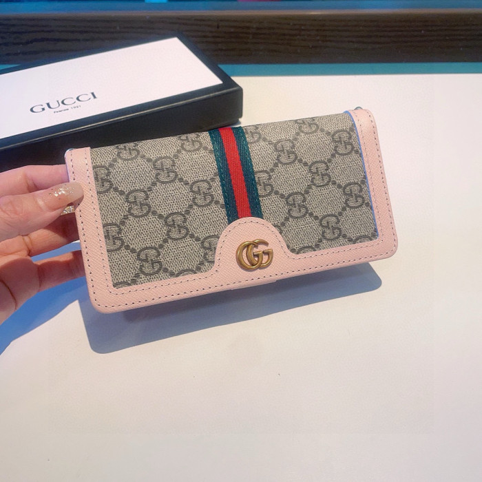 使い勝手良し グッチ スーパーコピー は汎用モデルの斜め掛けカバーを押し