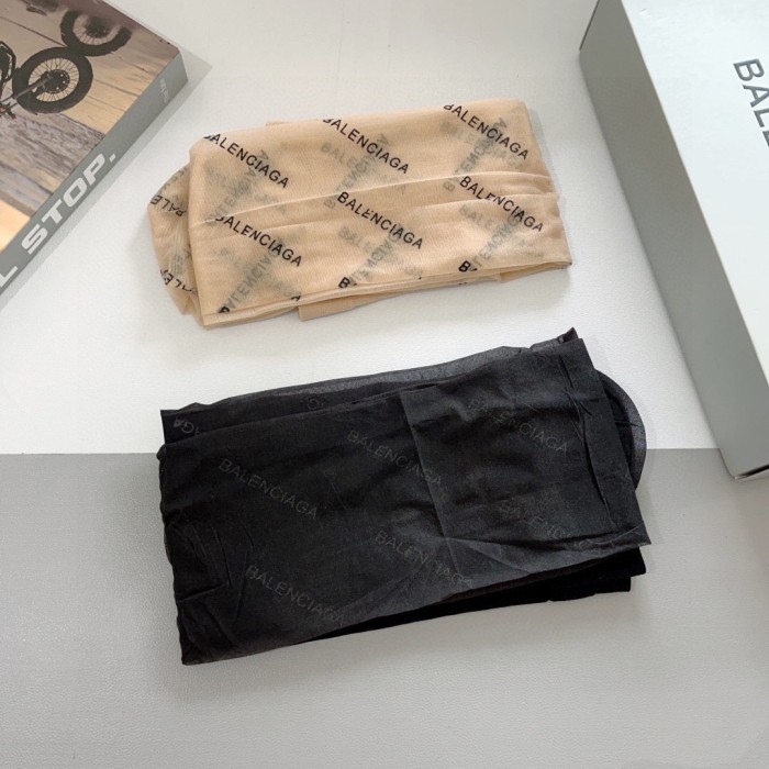 大人気 バレンシアガ n級品 定番のアルファベットパンティーストッキング