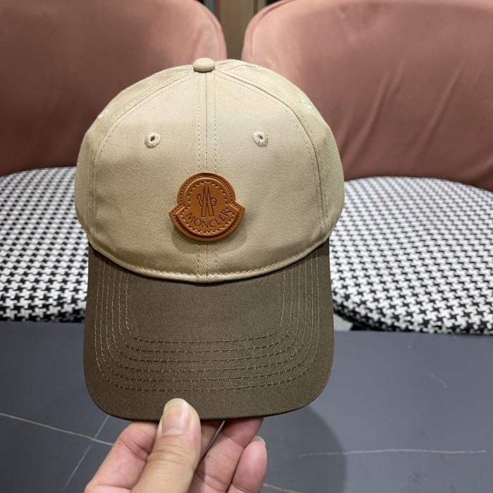 超奇跡の入荷☆ モンクレール n級品 春の新カラーを組み合わせた個性的な野球帽