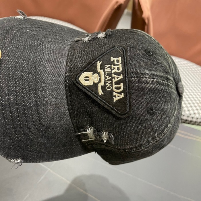 【限定】プラダ 激安通販  PRADAのカウボーイキャップ