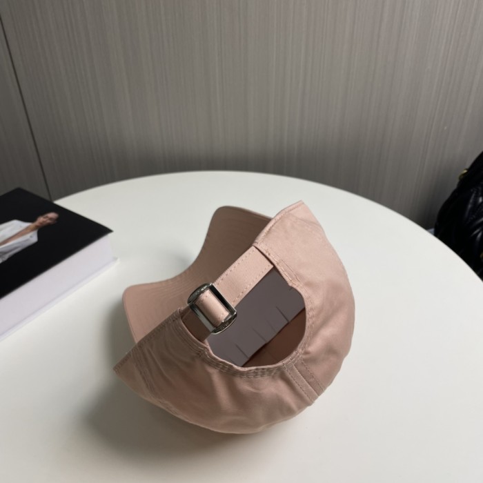 高品質 セリーヌ コピー 最新の野球帽