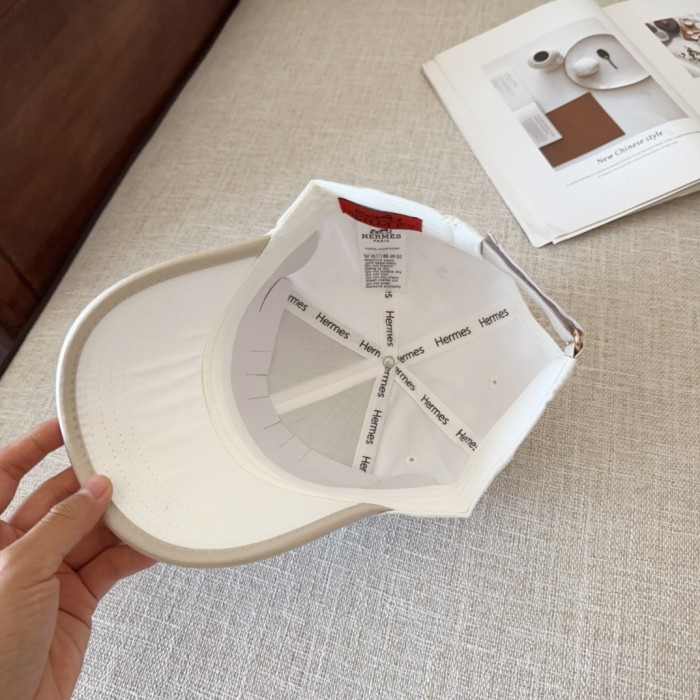 日本未入荷 エルメス n級品 の新野球帽