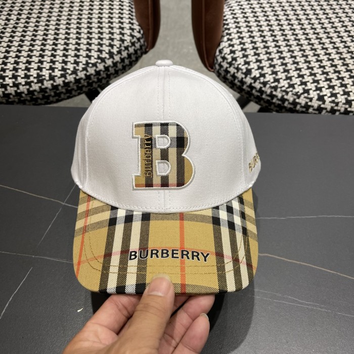 超奇跡の入荷☆ バーバリー 激安偽物 Burberryのオリジナル野球帽