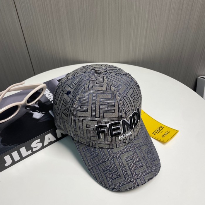 日本未入荷 フェンディ n級品 の老花シリーズ野球帽