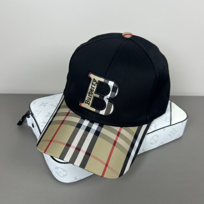 日本未入荷 バーバリー コピー Burberryの2025ss野球帽