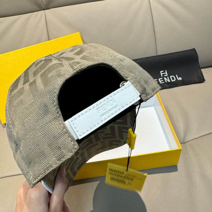 超話題! フェンディ n級品 の新オリジナル野球帽