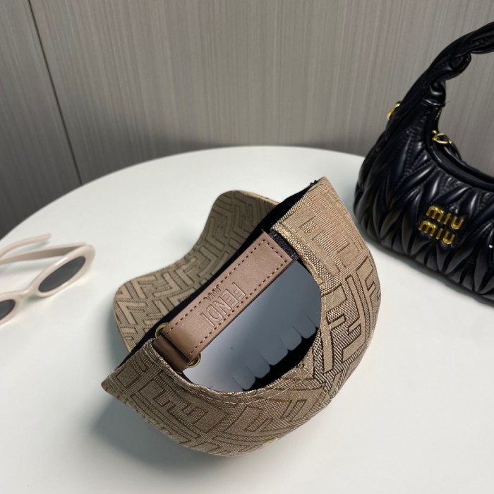 【限定】フェンディ スーパーコピー の老花シリーズ野球帽