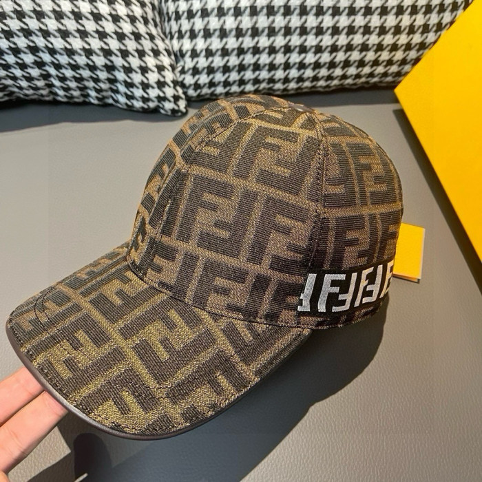 日本未入荷 フェンディ スーパーコピー の新オリジナル野球帽