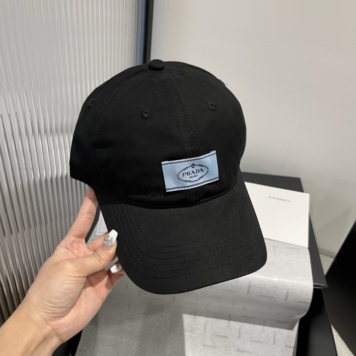 使い勝手良し プラダ コピーおすすめ PRADA ハンチングキャップ