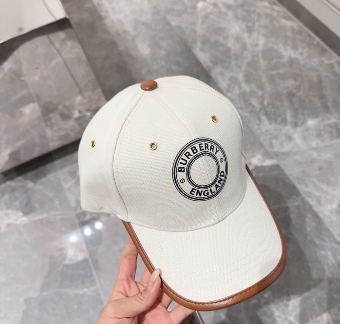 一目惚れ♪ バーバリー 激安通販 Burberryの2025ss野球帽