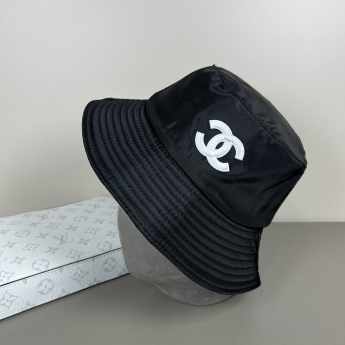 超奇跡の入荷☆ シャネル コピーおすすめ 新製品の香りはクラシックでシンプル