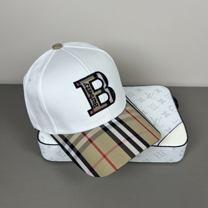 稀少 バーバリー 偽物通販 Burberryの2025ss野球帽