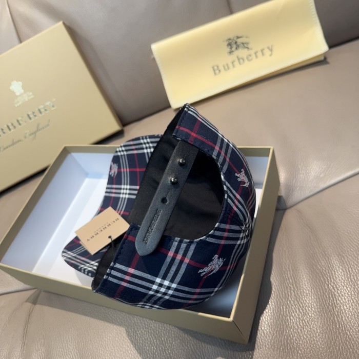 【話題商品！】バーバリー コピー Burberryのオリジナル野球帽
