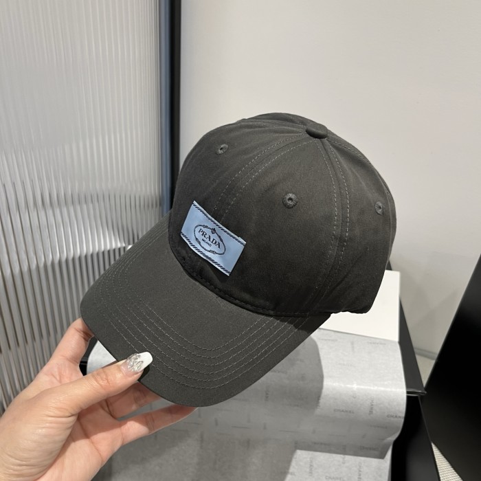 新作 プラダ n級品 PRADA ハンチングキャップ