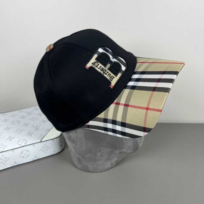 日本未入荷 バーバリー コピー Burberryの2025ss野球帽