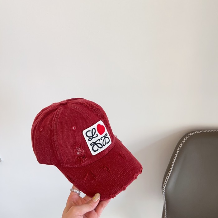 日本未入荷 ロエベ 激安偽物 の野球帽