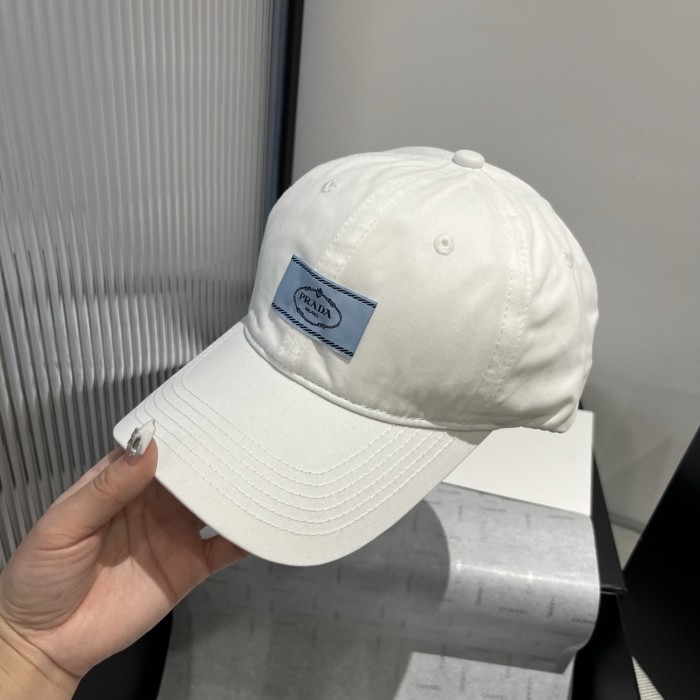 超奇跡の入荷☆ プラダ 激安偽物 PRADA ハンチングキャップ