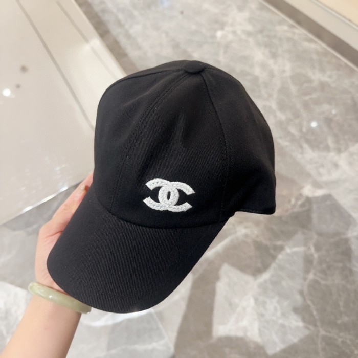追跡付 シャネル 偽物通販 Chanelの2025新型シンプル風シリーズ野球帽