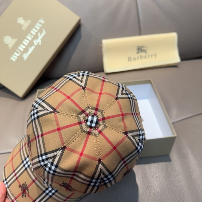 日本未入荷 バーバリー 激安通販 Burberryのオリジナル野球帽