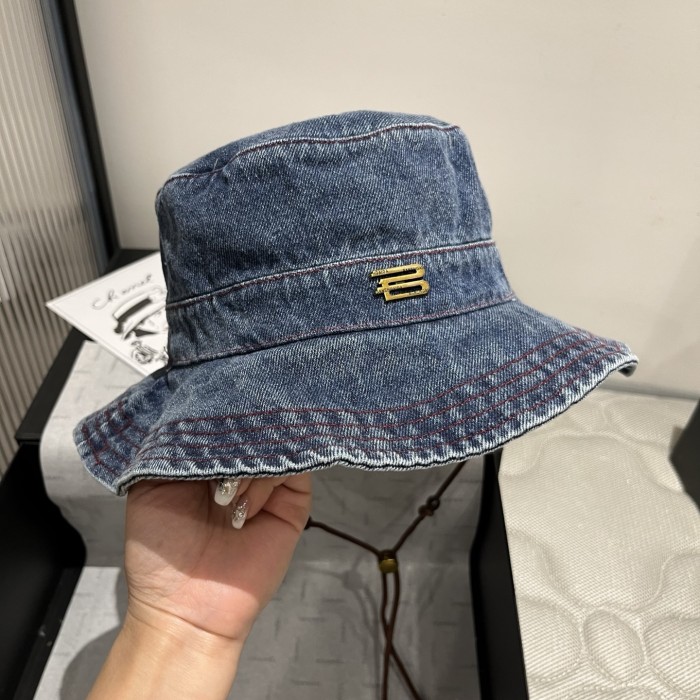 【話題商品！】 バレンシアガ 偽物通販 カウボーイ漁師帽