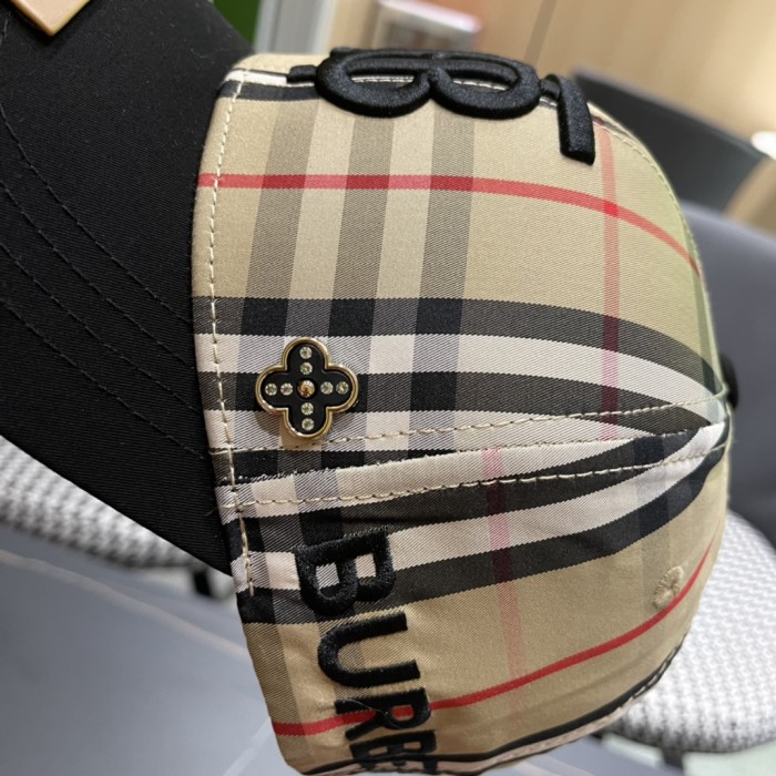 ★超人気 バーバリー 激安偽物 Burberryの2025ss野球帽