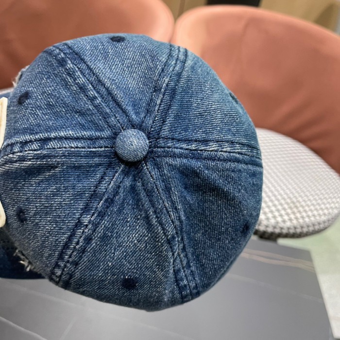 【話題商品！】プラダ スーパーコピー PRADAのカウボーイキャップ