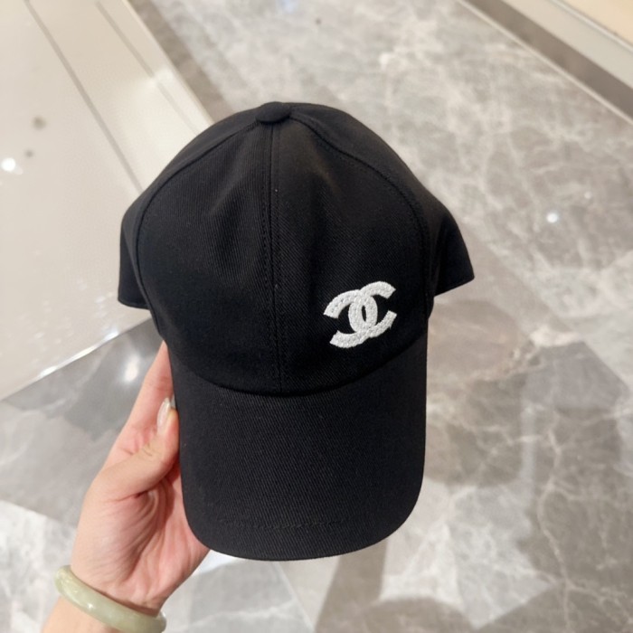 追跡付 シャネル 偽物通販 Chanelの2025新型シンプル風シリーズ野球帽