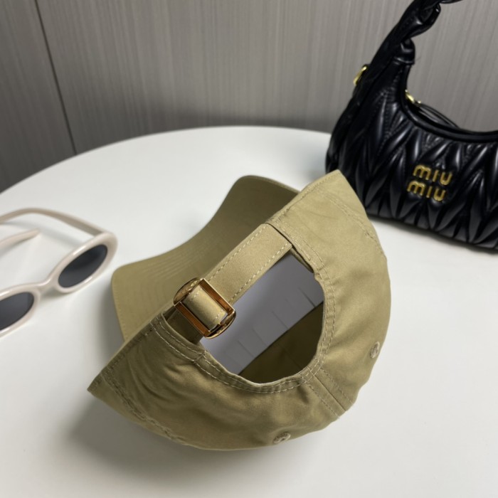追跡付 セリーヌ n級品 ヌシンプルなアルファベットの最新野球帽