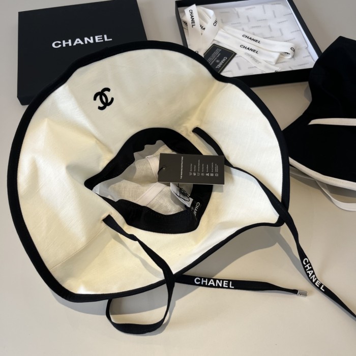 入手困難 シャネル 激安偽物 Chanelのつばの大きい漁師帽