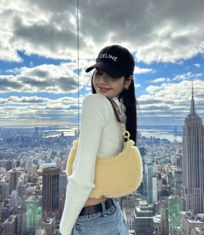 超話題! セリーヌ n級品 2025新作刺繍コーナーシンクロベースボールキャップ