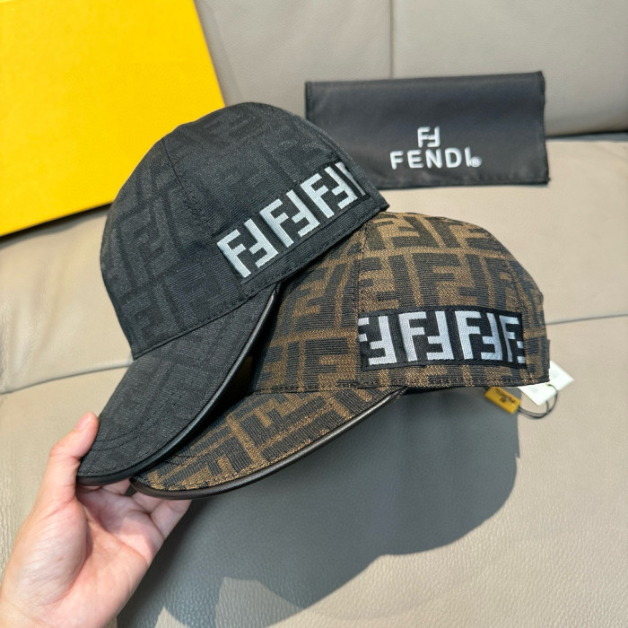 入手困難 フェンディ n級品 の新型オリジナル野球帽