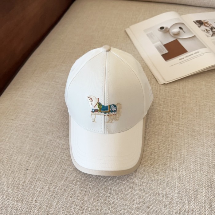 日本未入荷 エルメス n級品 の新野球帽