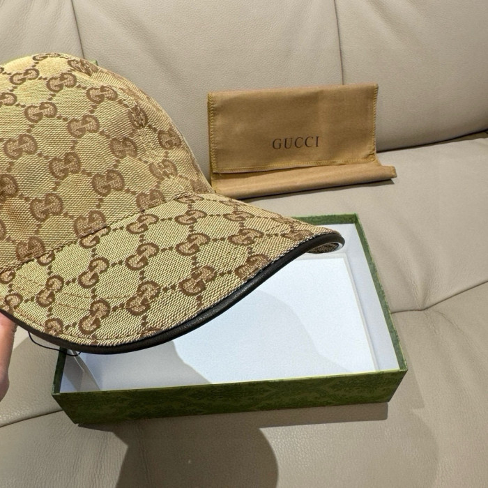 高品質  NY 偽物通販  NY&Gucci（グッチ）の最新コラボモデルオリジナル野球帽