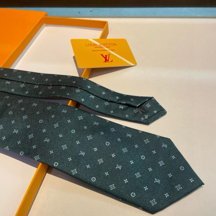 超話題! エルメス n級品 メンズネクタイ