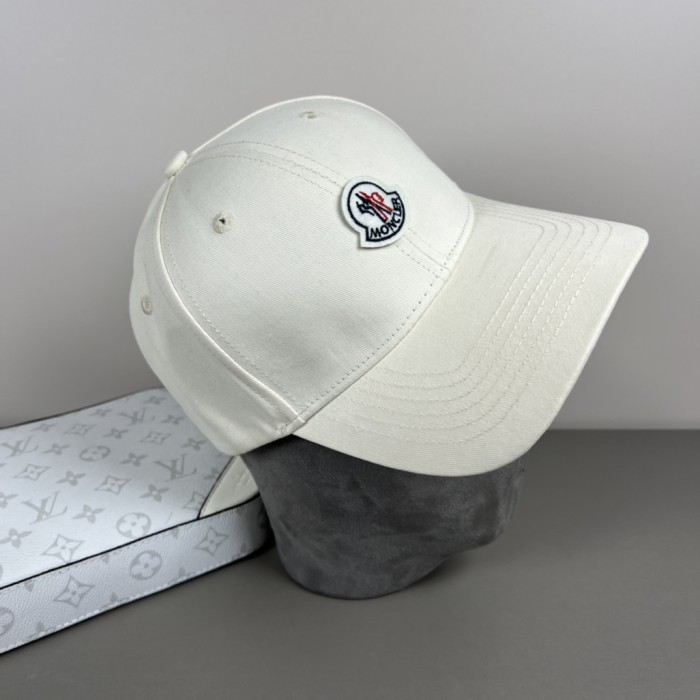 高品質  モンクレール n級品 春の新しい個性的な野球帽